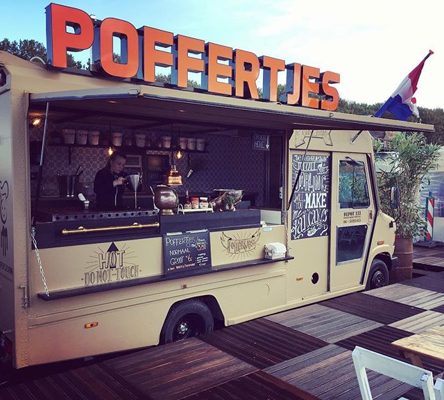 De Mobiele Poffertjes Foodtruck Utrecht: Een Zoete Sensatie 4 poffertjeskraam /Foodtruck van BBQ & Bites
